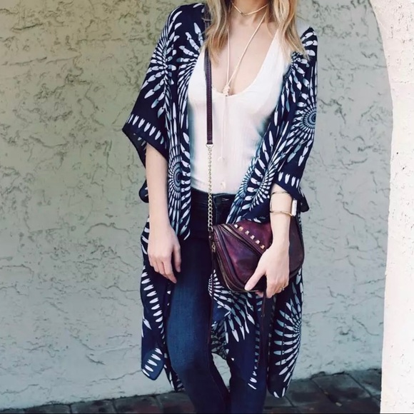 Tops - Kimono Geometric Print